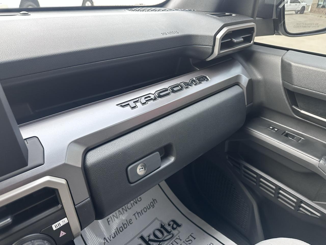 Toyota Tacoma SR5 Double Cab 2026