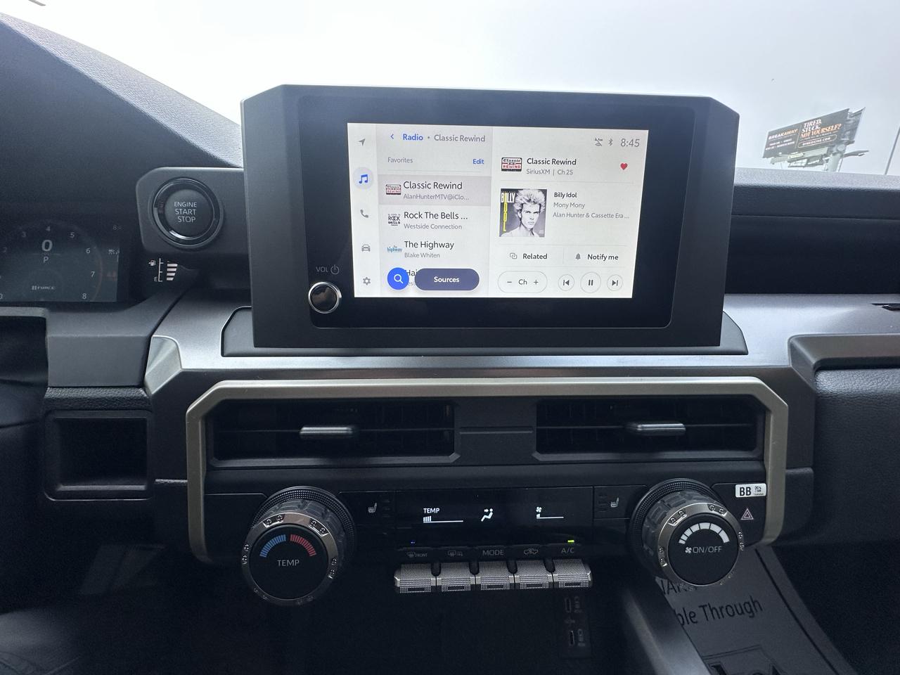 Toyota Tacoma SR5 Double Cab 2026