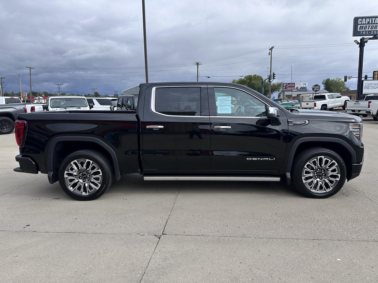 GMC Sierra 1500 Denali Ultimate Crew Cab 4WD 2026