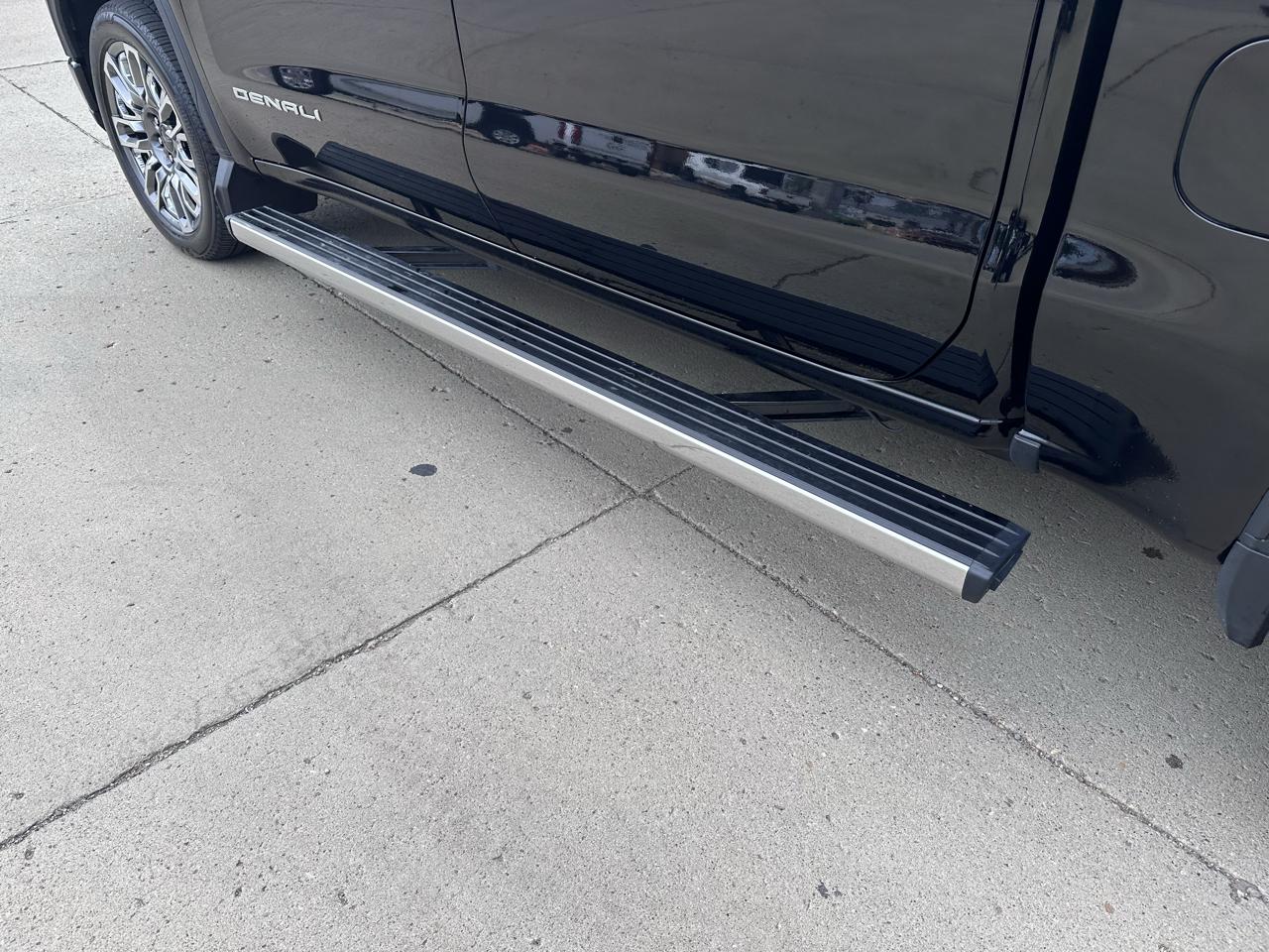GMC Sierra 1500 Denali Ultimate Crew Cab 4WD 2026