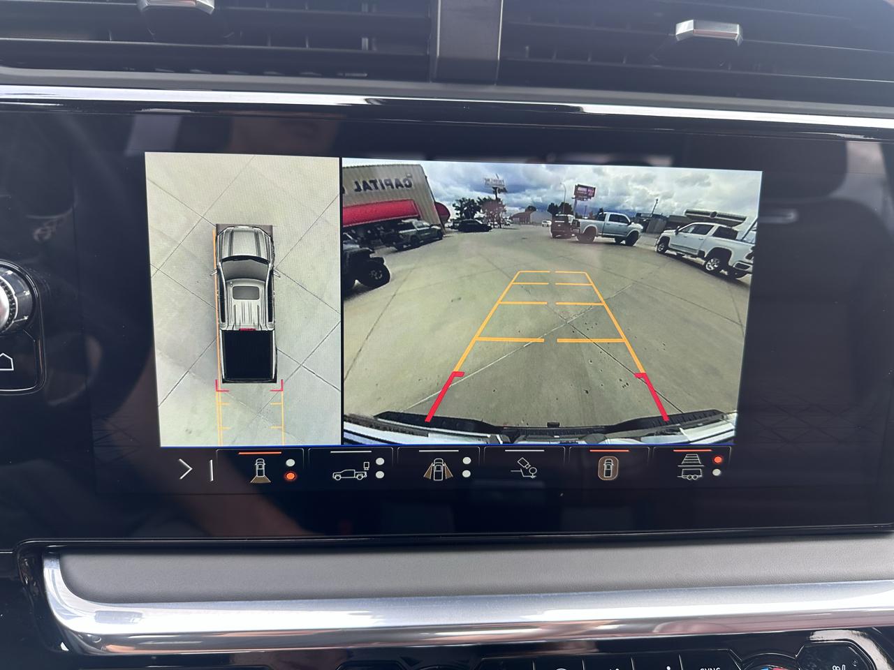 GMC Sierra 1500 Denali Ultimate Crew Cab 4WD 2026