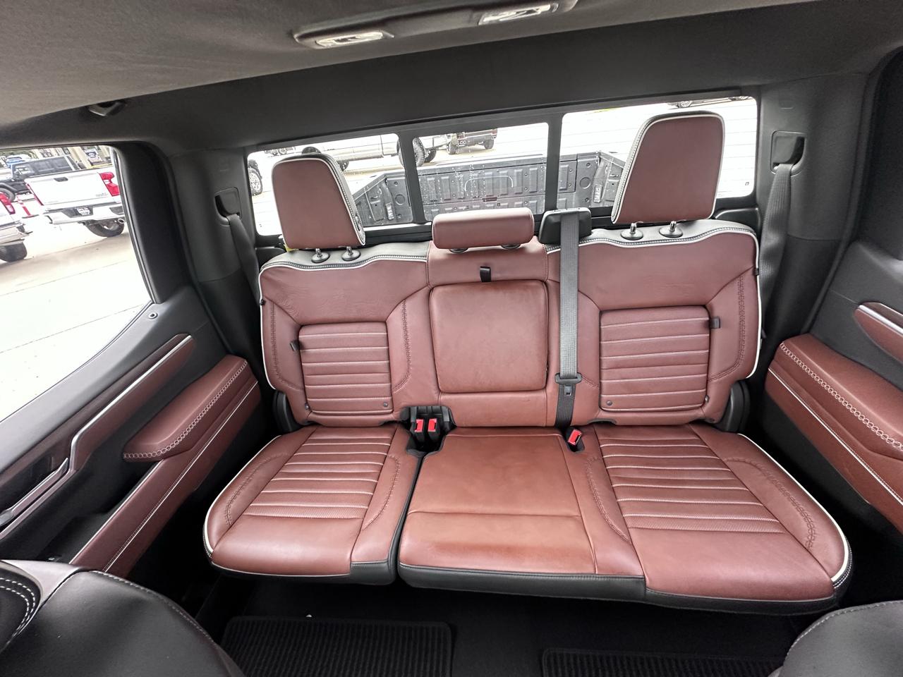 GMC Sierra 1500 Denali Ultimate Crew Cab 4WD 2026