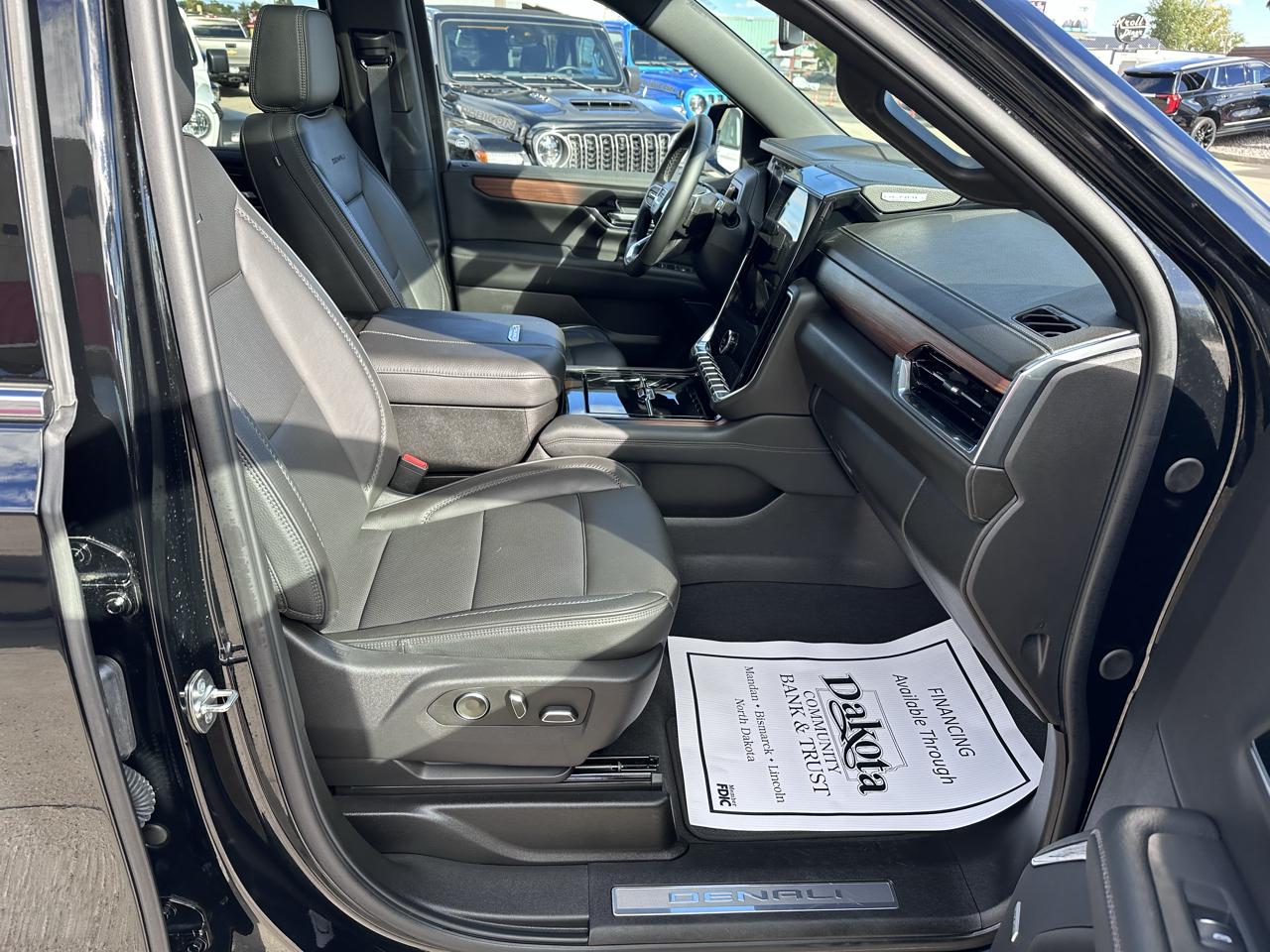 GMC Yukon XL  2026