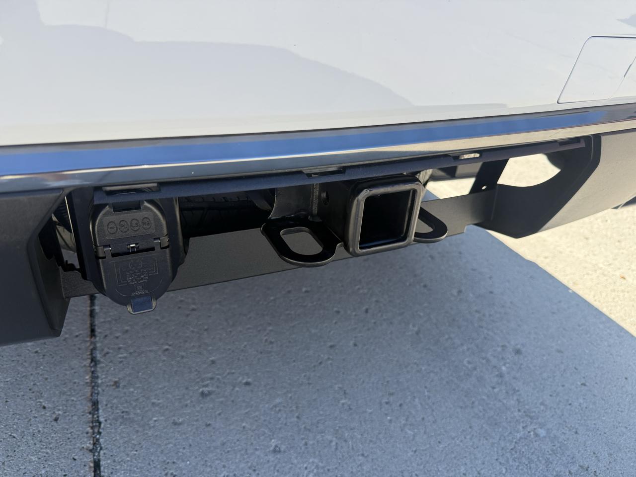 GMC Yukon AT4 4WD 2025