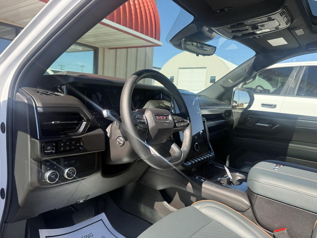 GMC Yukon AT4 4WD 2025
