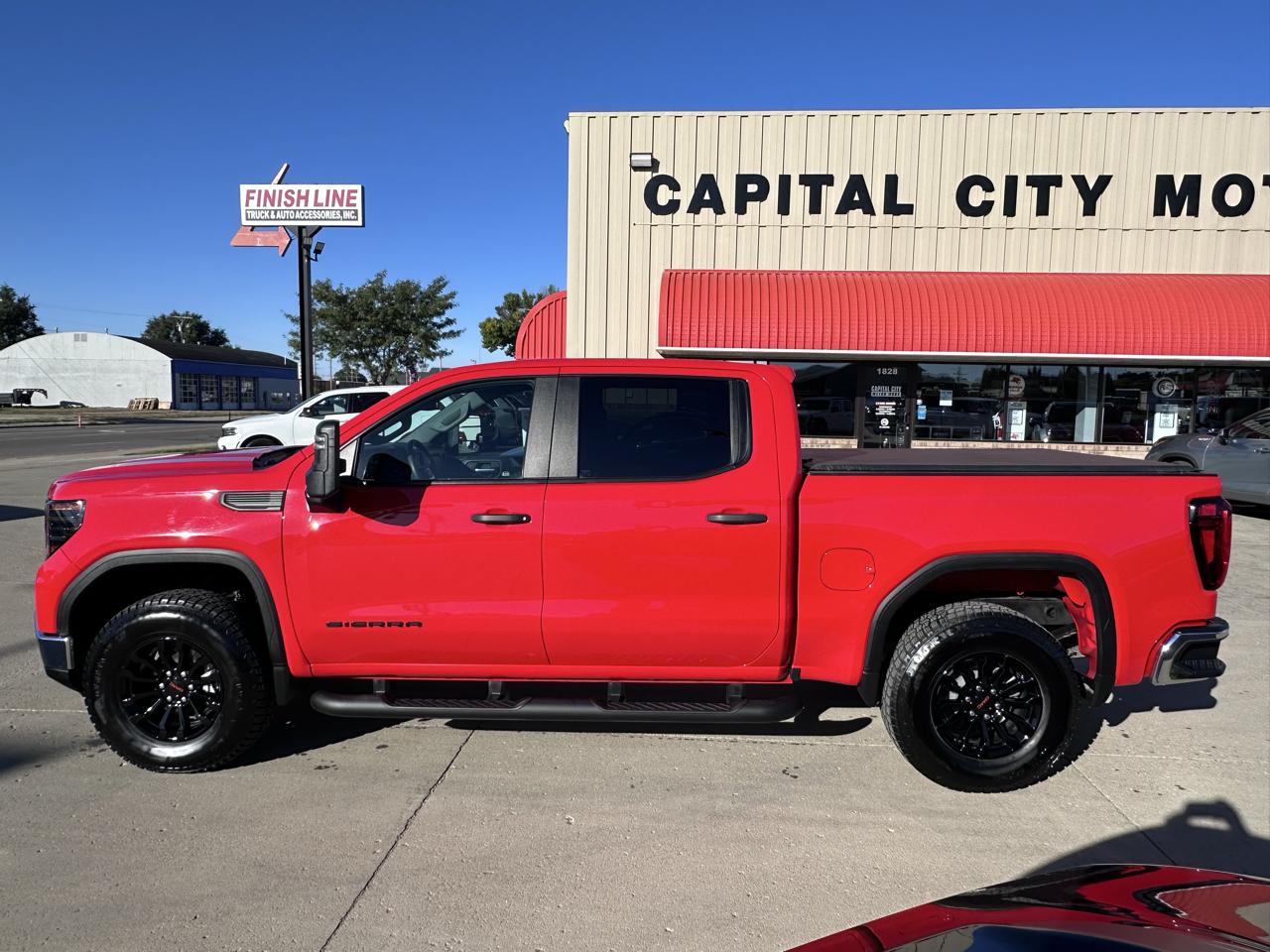 GMC Sierra 1500 Pro Crew Cab Short Box 4WD 2022