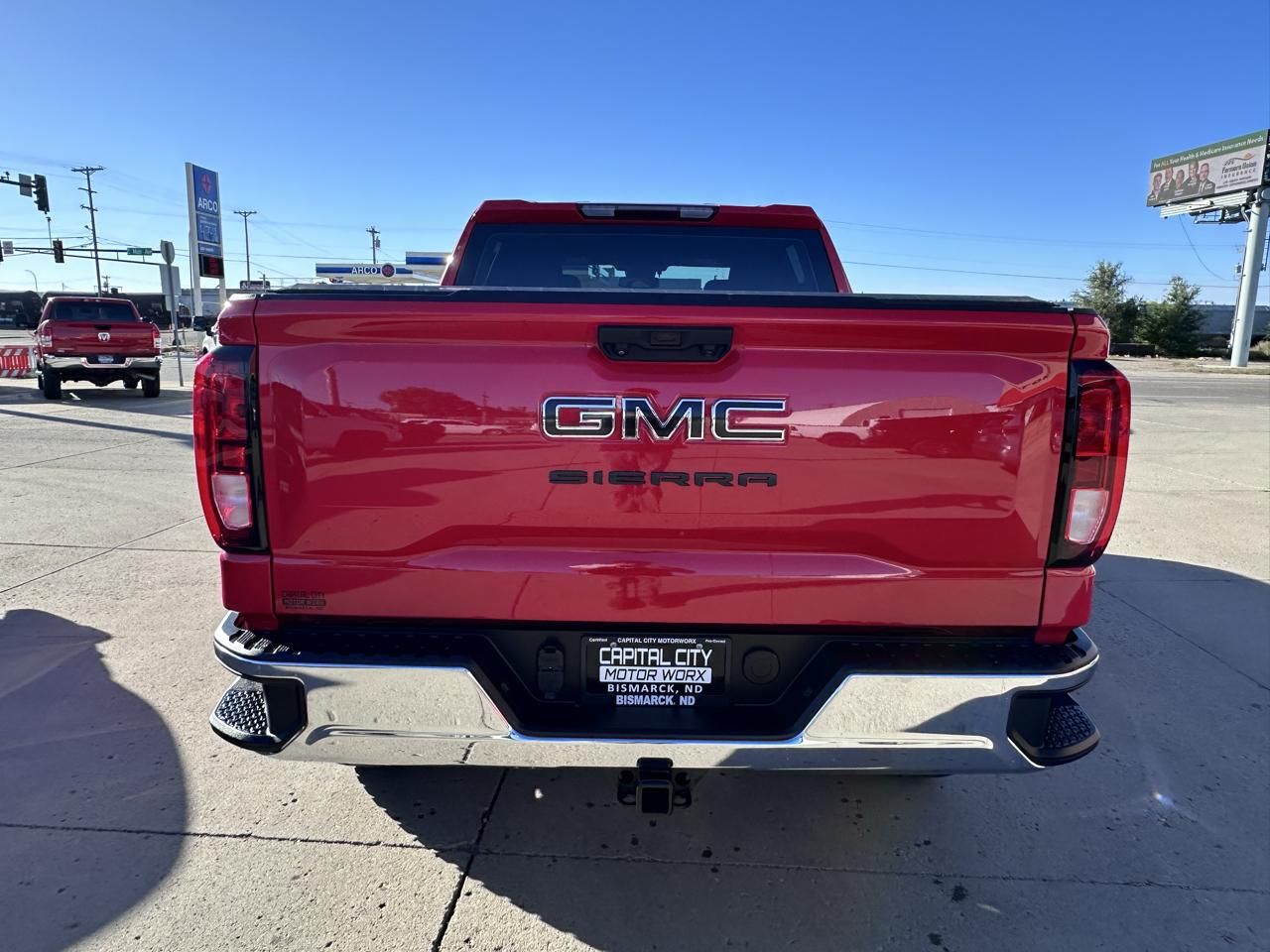 GMC Sierra 1500 Pro Crew Cab Short Box 4WD 2022