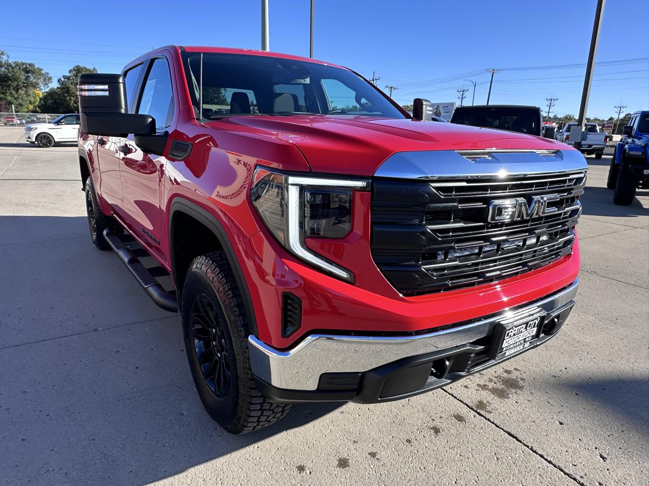 GMC Sierra 1500 Pro Crew Cab Short Box 4WD 2022