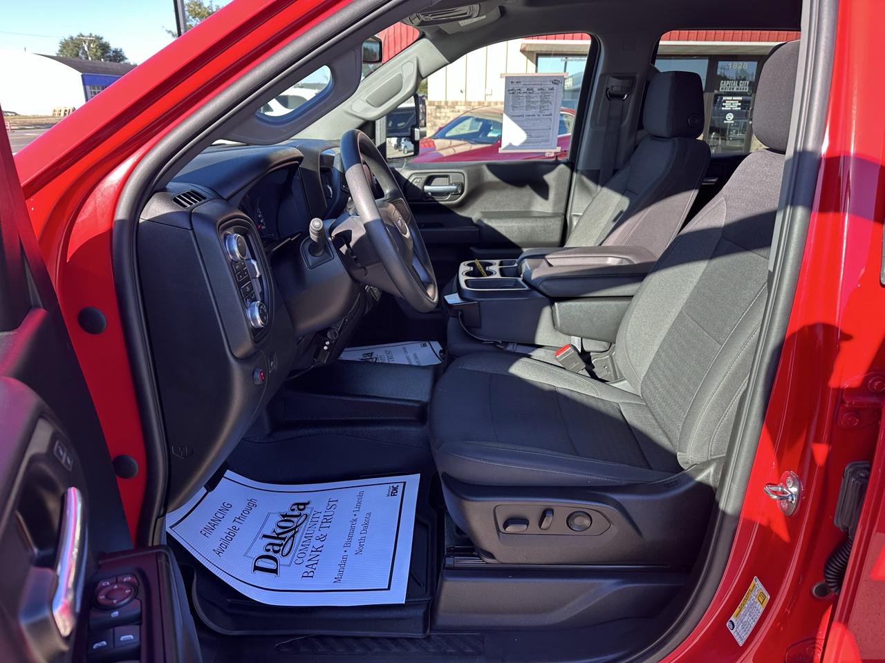 GMC Sierra 1500 Pro Crew Cab Short Box 4WD 2022