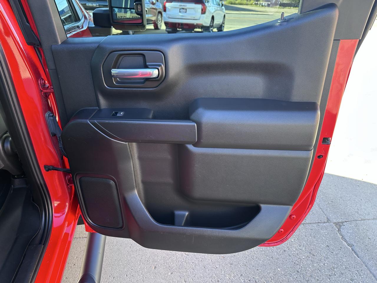 GMC Sierra 1500 Pro Crew Cab Short Box 4WD 2022