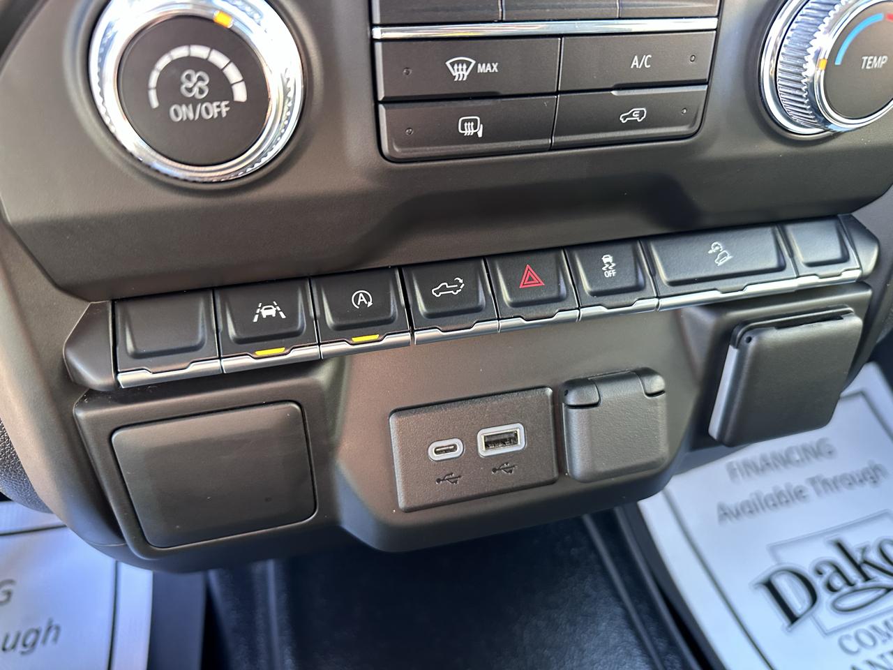 GMC Sierra 1500 Pro Crew Cab Short Box 4WD 2022