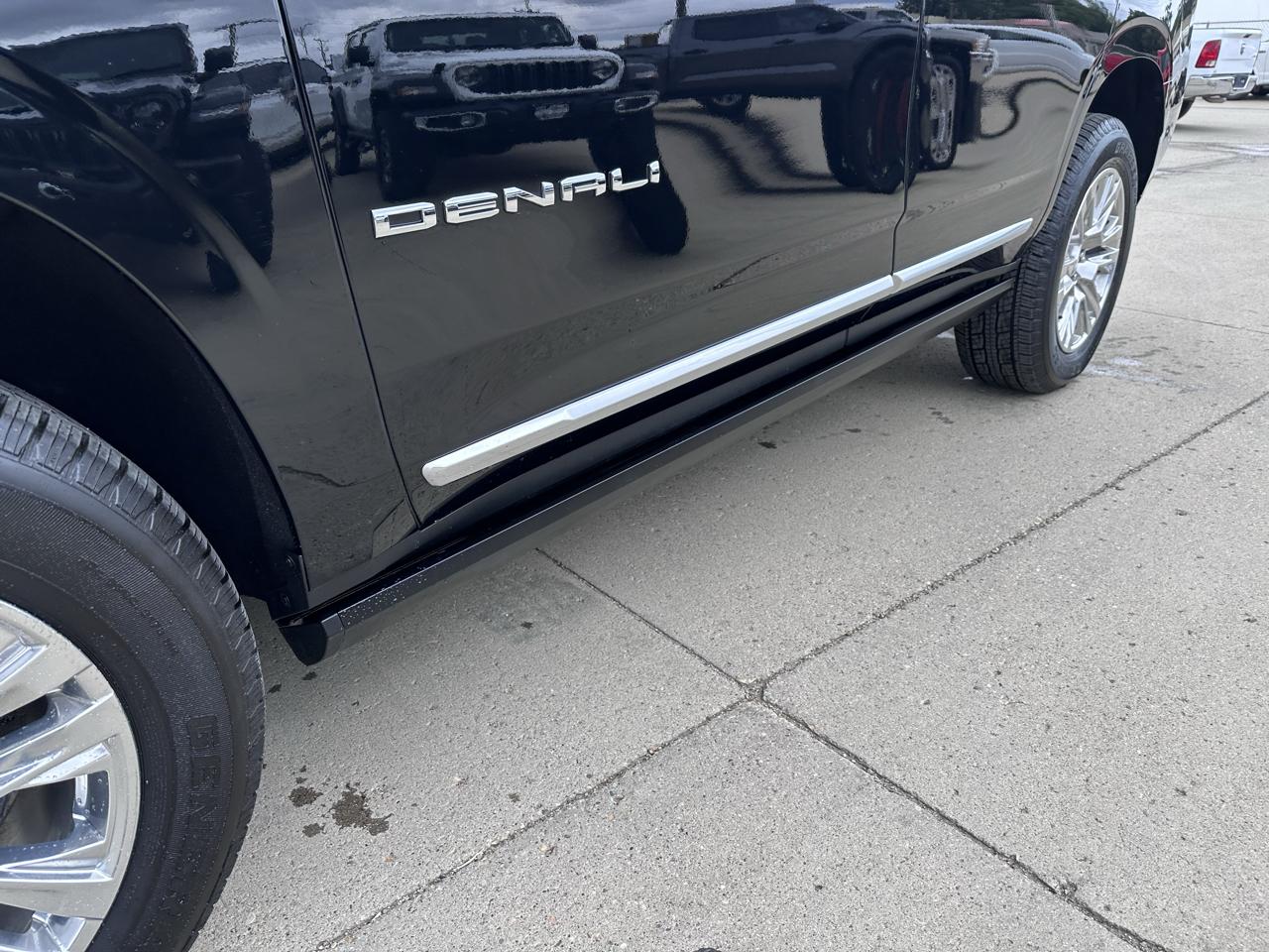 GMC Yukon Denali 4WD 2026