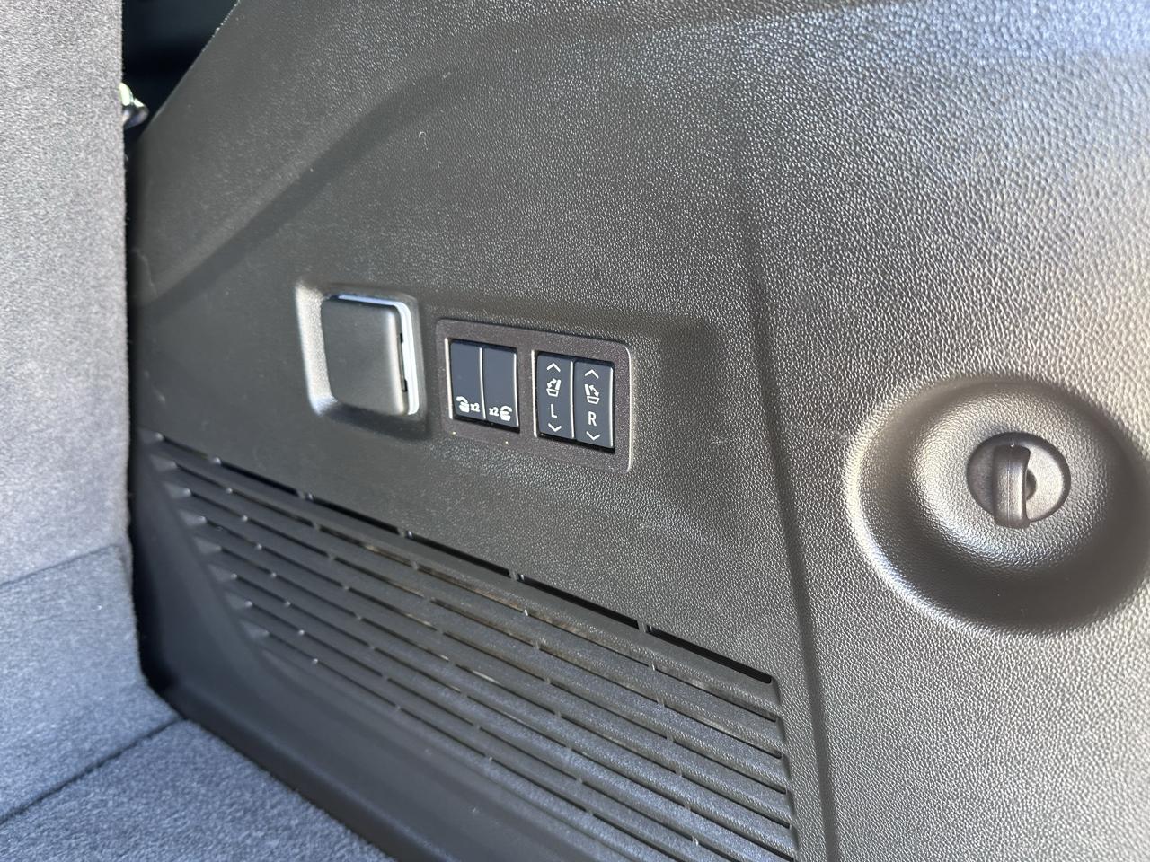GMC Yukon Denali 4WD 2026