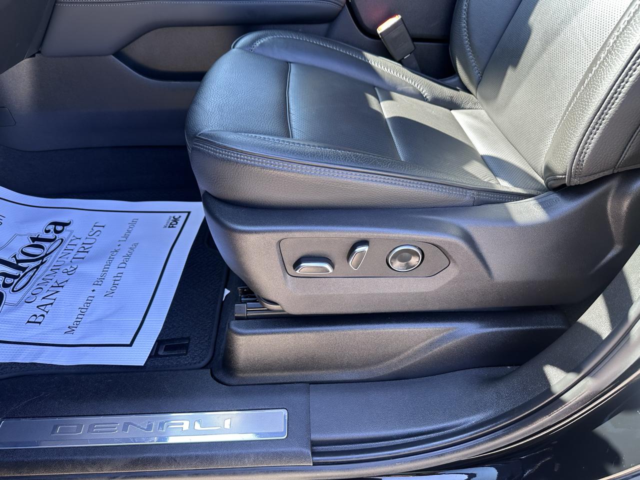GMC Yukon Denali 4WD 2026