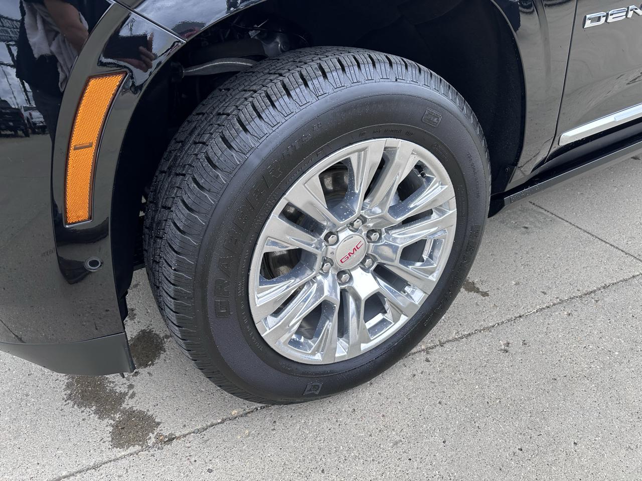 GMC Yukon Denali 4WD 2026