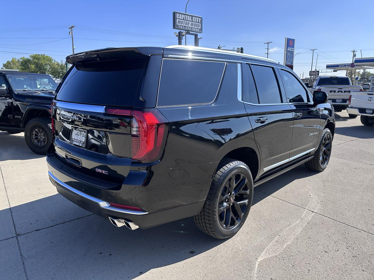 GMC Yukon Denali 4WD 2026