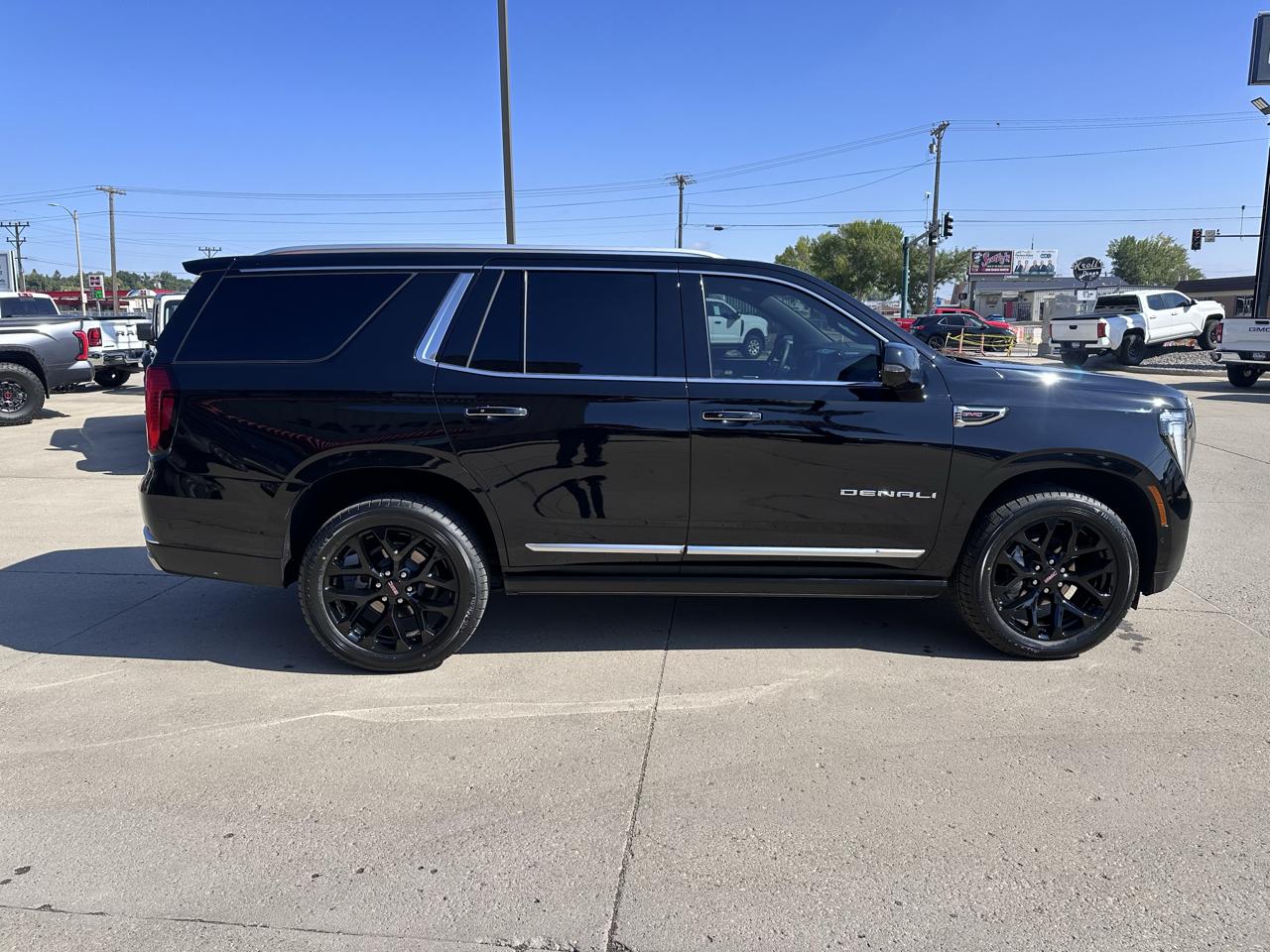 GMC Yukon Denali 4WD 2026