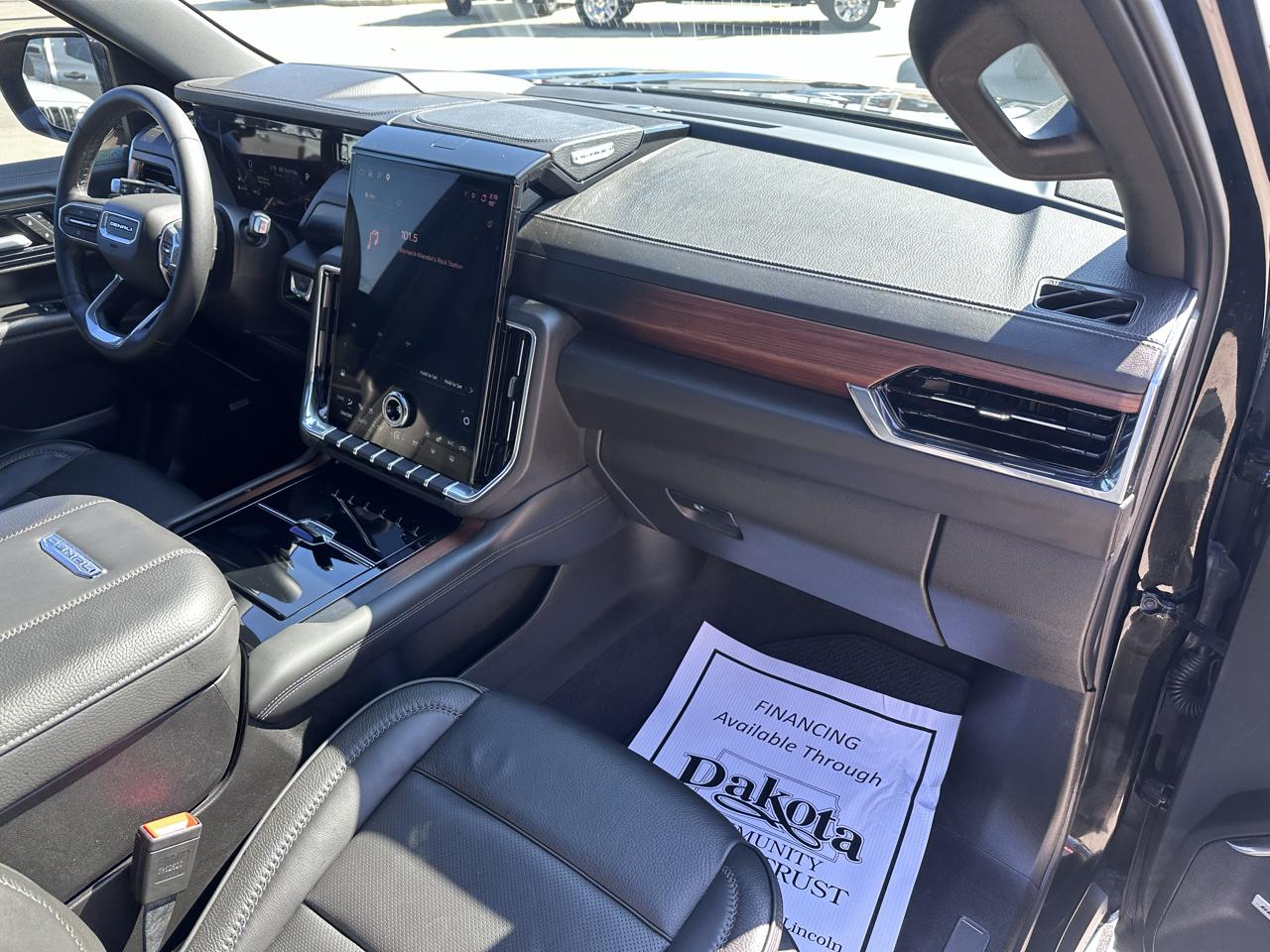 GMC Yukon Denali 4WD 2026