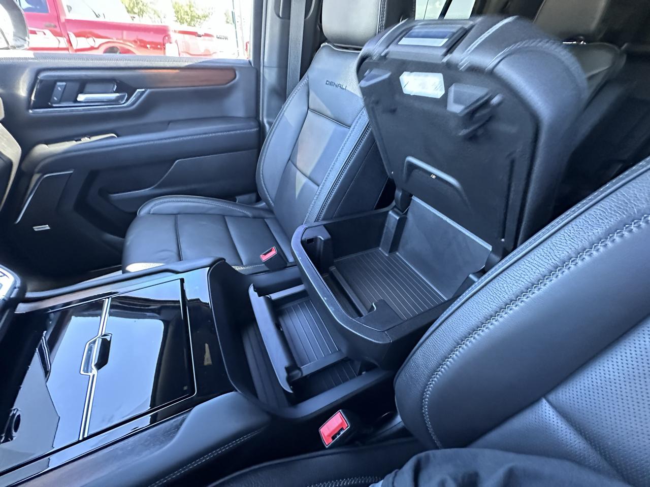 GMC Yukon Denali 4WD 2026
