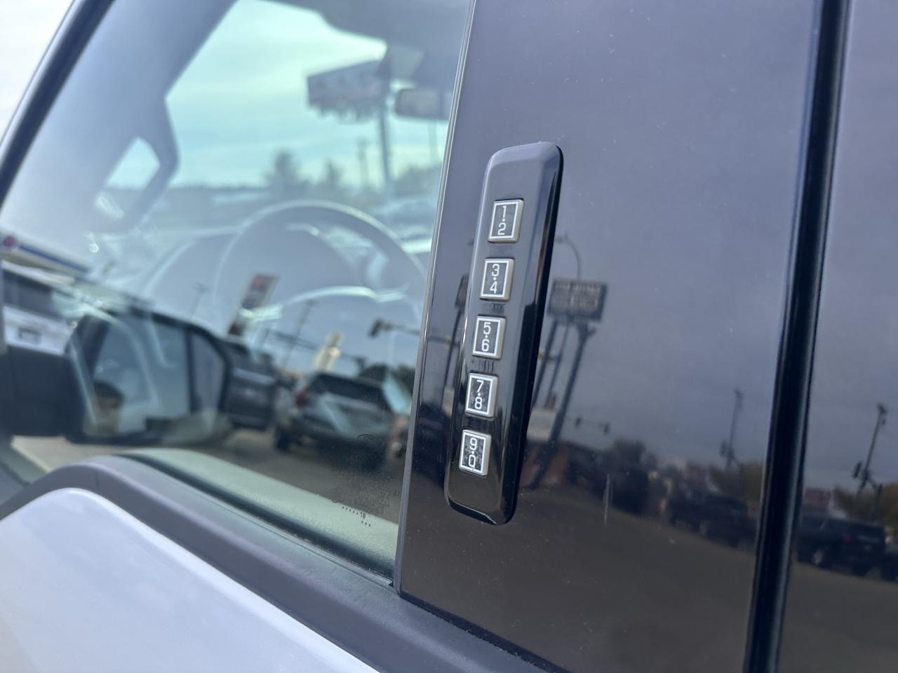 Ford F-150 Lariat 4WD SuperCrew 5.5' Box 2018