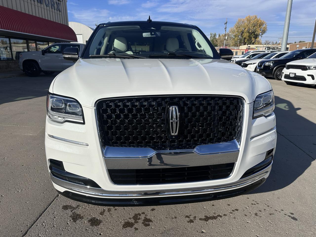 Lincoln Navigator L Black Label 4WD 2023