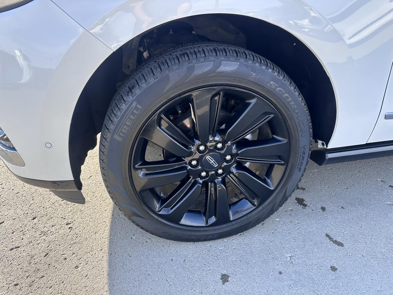 Lincoln Navigator L Black Label 4WD 2023