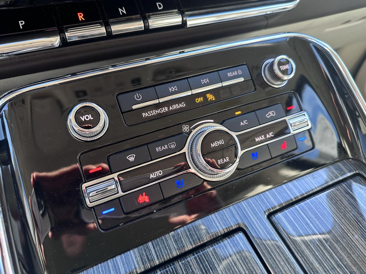Lincoln Navigator L Black Label 4WD 2023