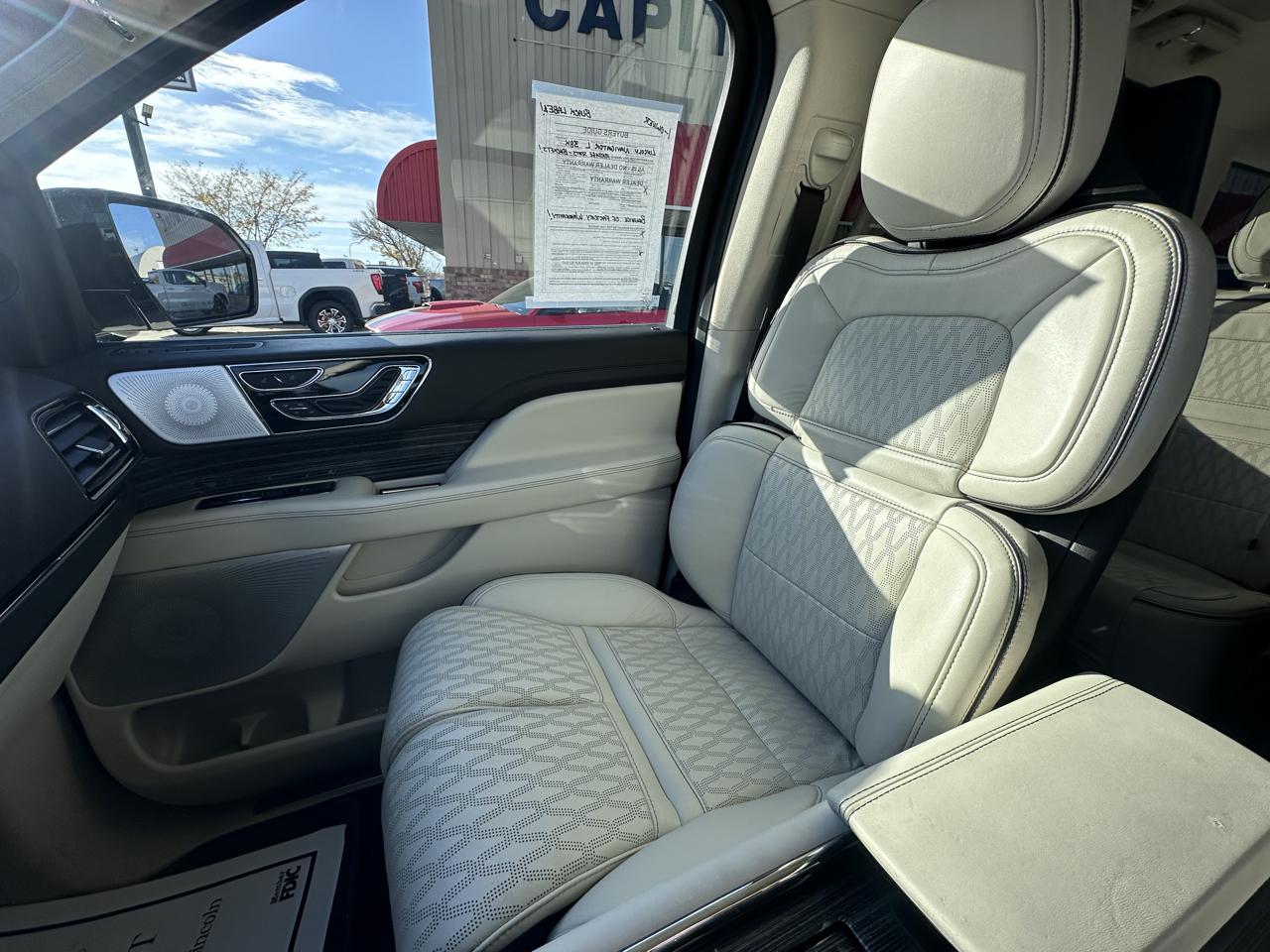 Lincoln Navigator L Black Label 4WD 2023