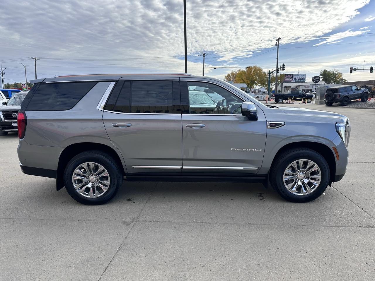 GMC Yukon Denali 4WD 2026