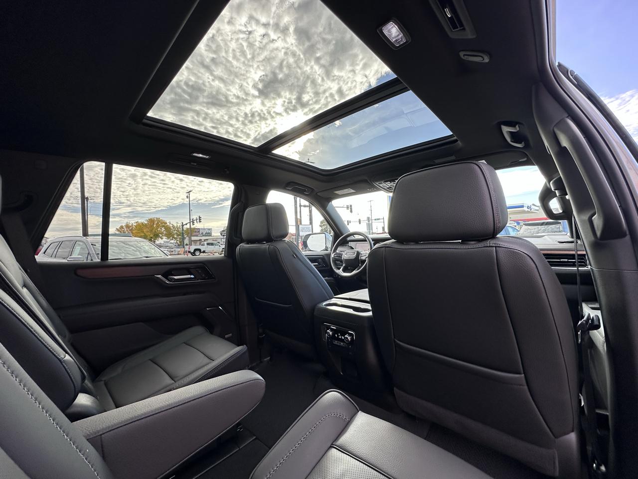 GMC Yukon Denali 4WD 2026