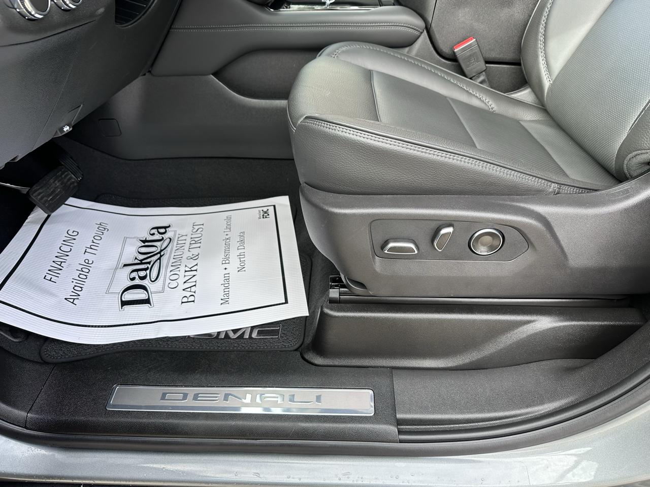 GMC Yukon Denali 4WD 2026