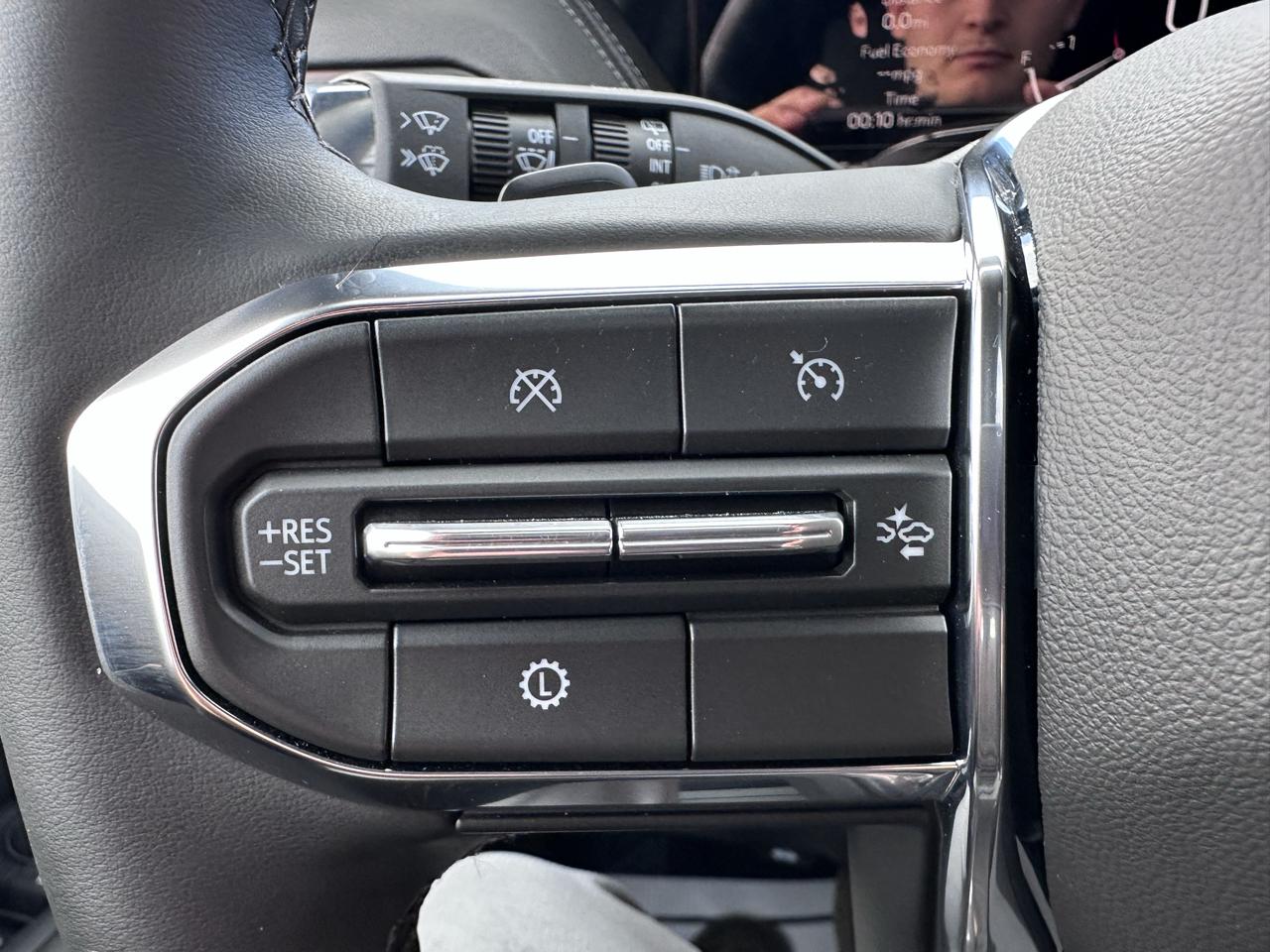 GMC Yukon Denali 4WD 2026