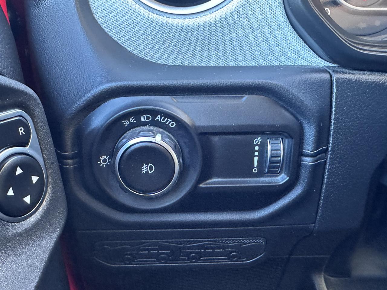 Jeep Wrangler Sahara 2024