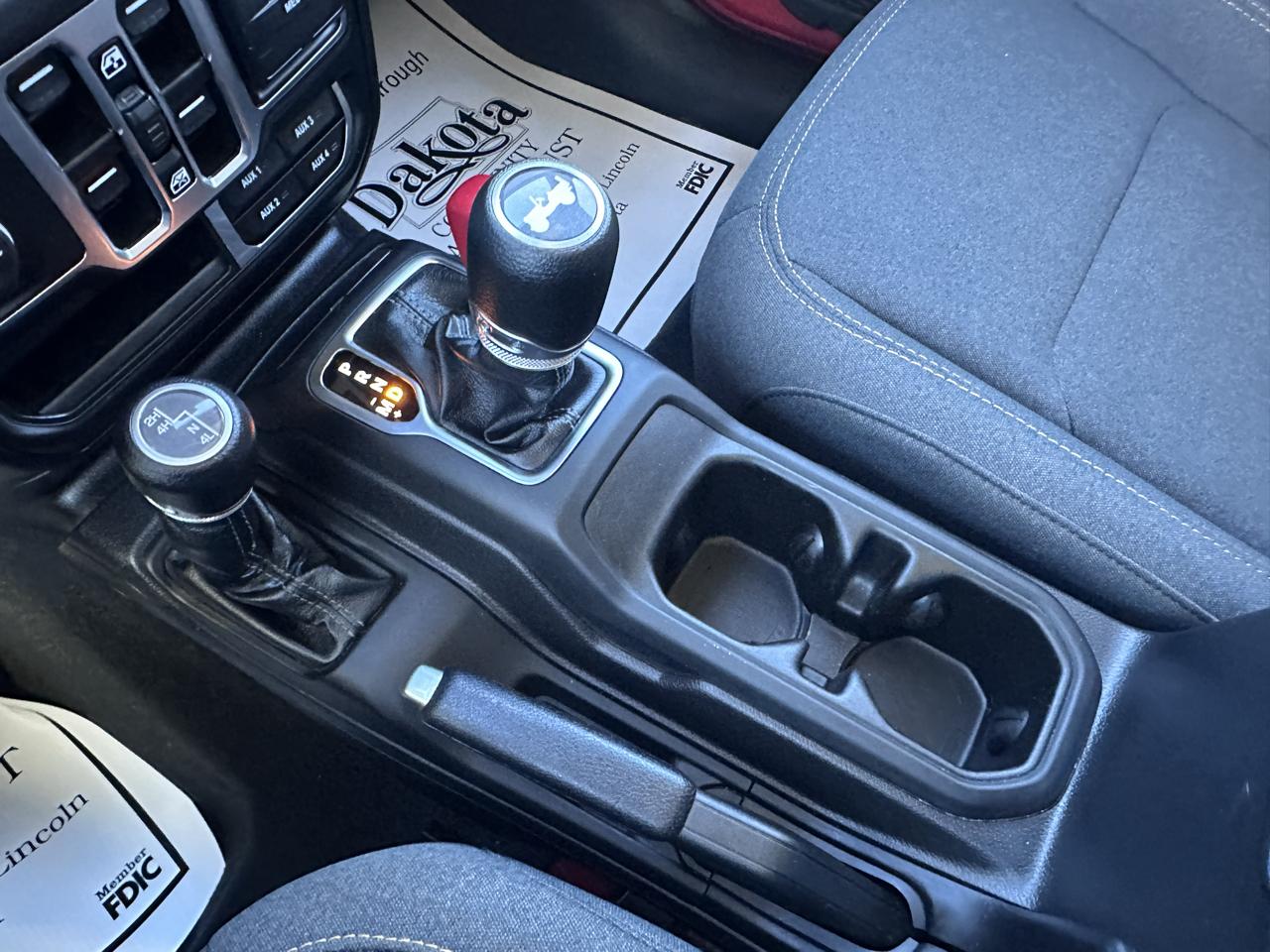 Jeep Wrangler Sahara 2024