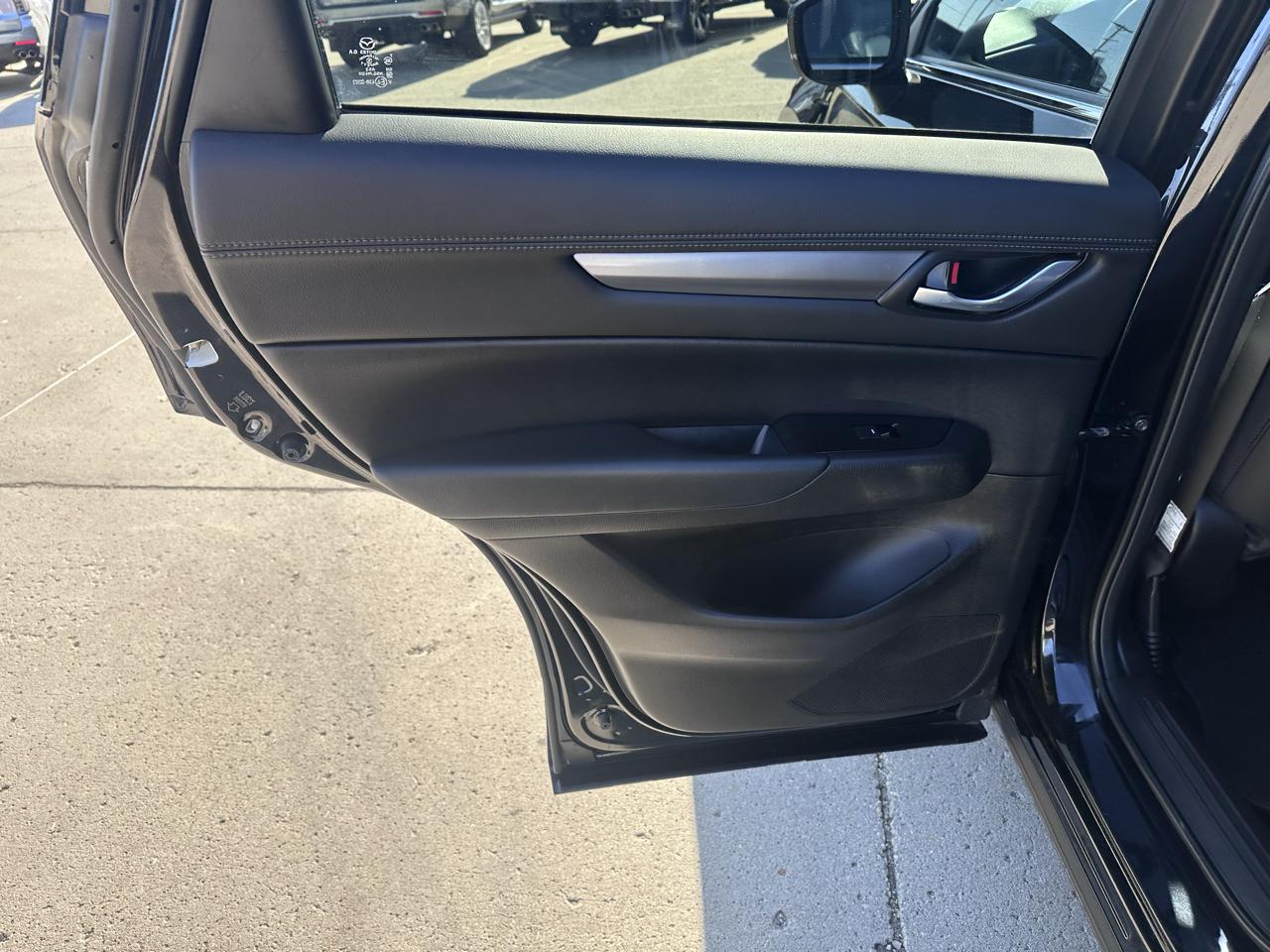 Mazda CX-5  2025