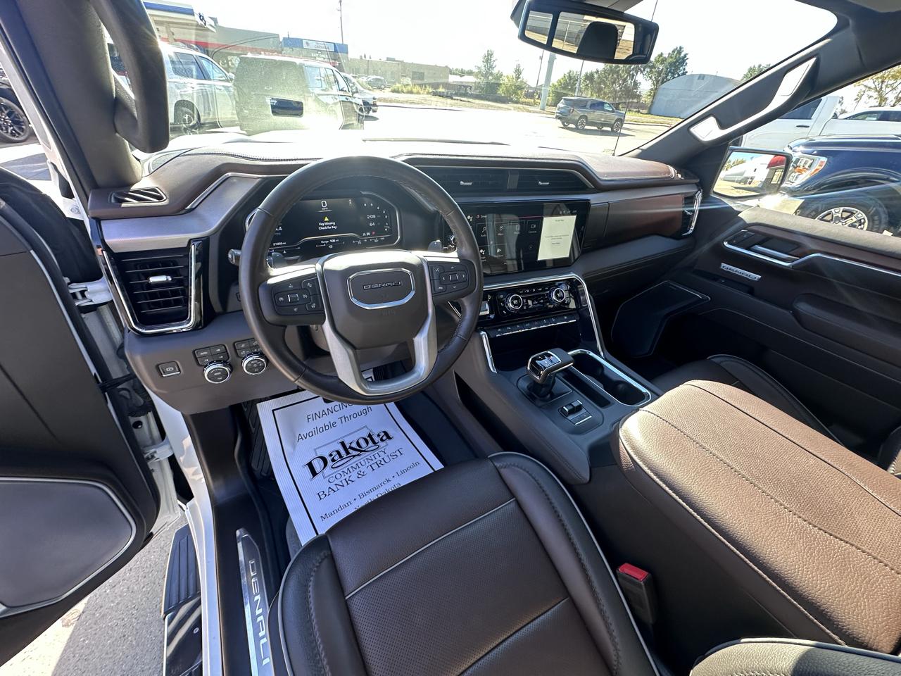 GMC Sierra 1500 Denali Crew Cab Short Box 4WD 2023