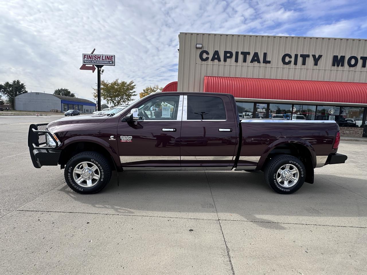 RAM 2500 Laramie Crew Cab SWB 4WD 2012