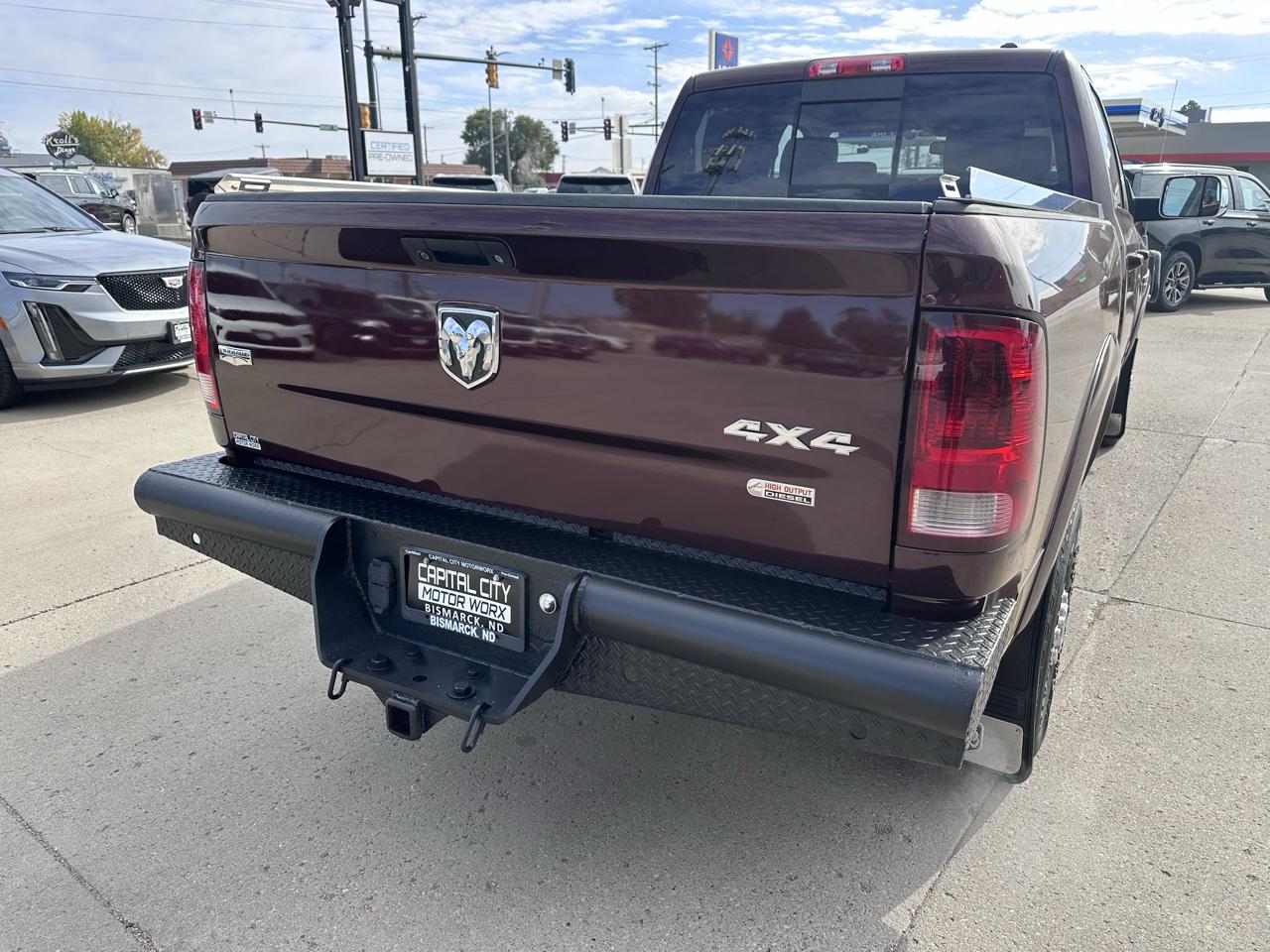 RAM 2500 Laramie Crew Cab SWB 4WD 2012