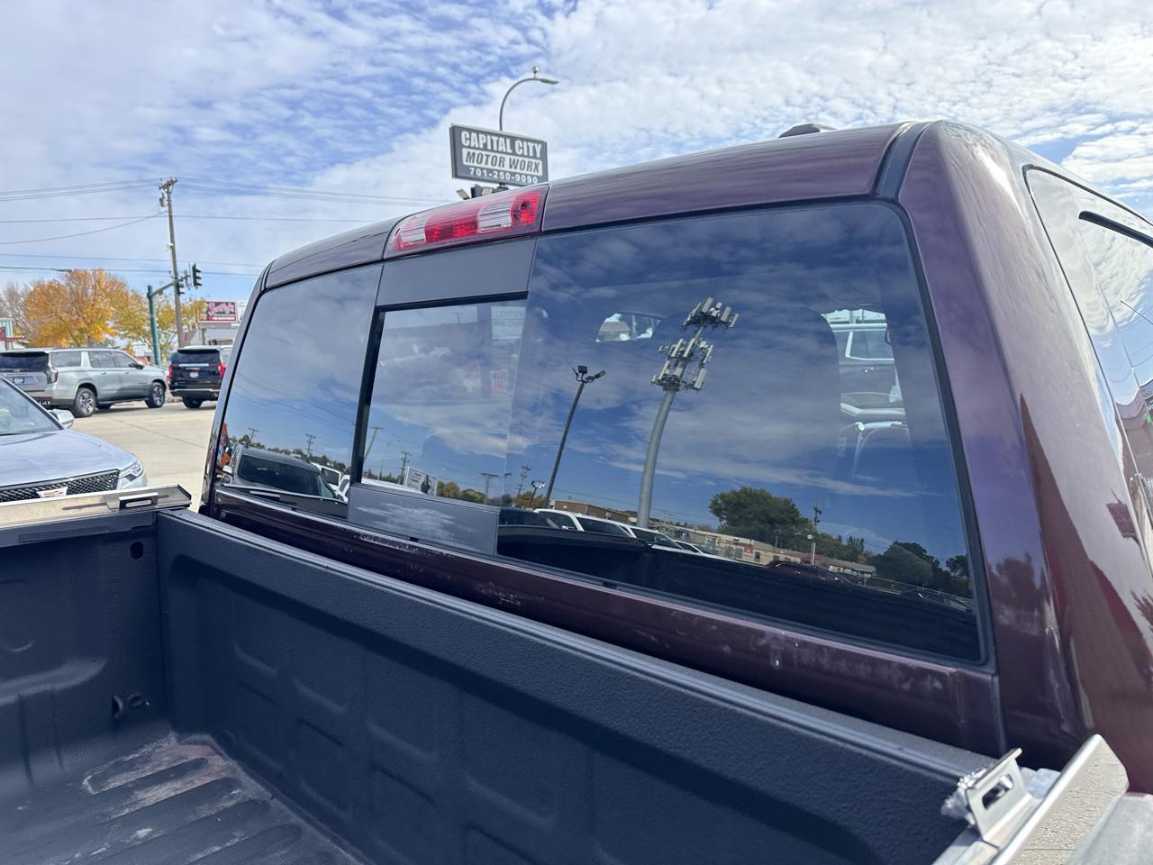RAM 2500 Laramie Crew Cab SWB 4WD 2012