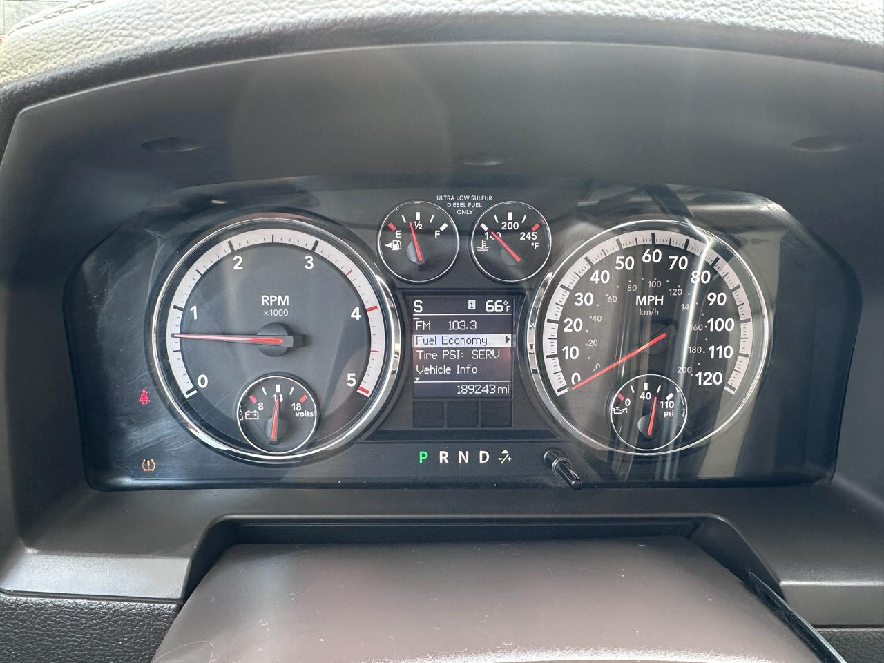 RAM 2500 Laramie Crew Cab SWB 4WD 2012