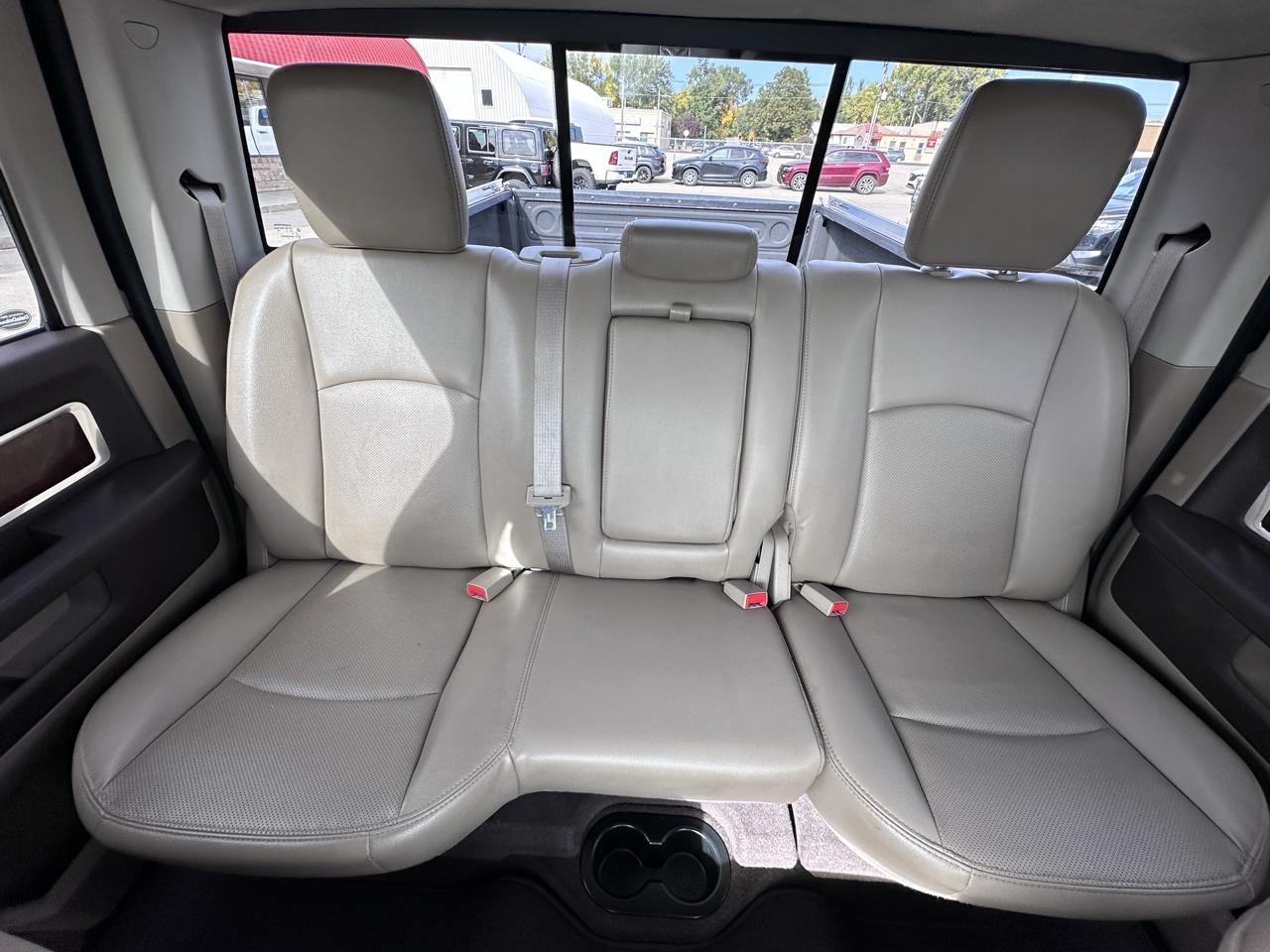 RAM 2500 Laramie Crew Cab SWB 4WD 2012