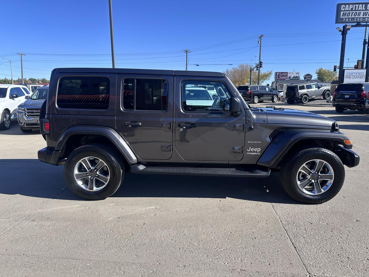 Jeep Wrangler Unlimited Sahara 2021