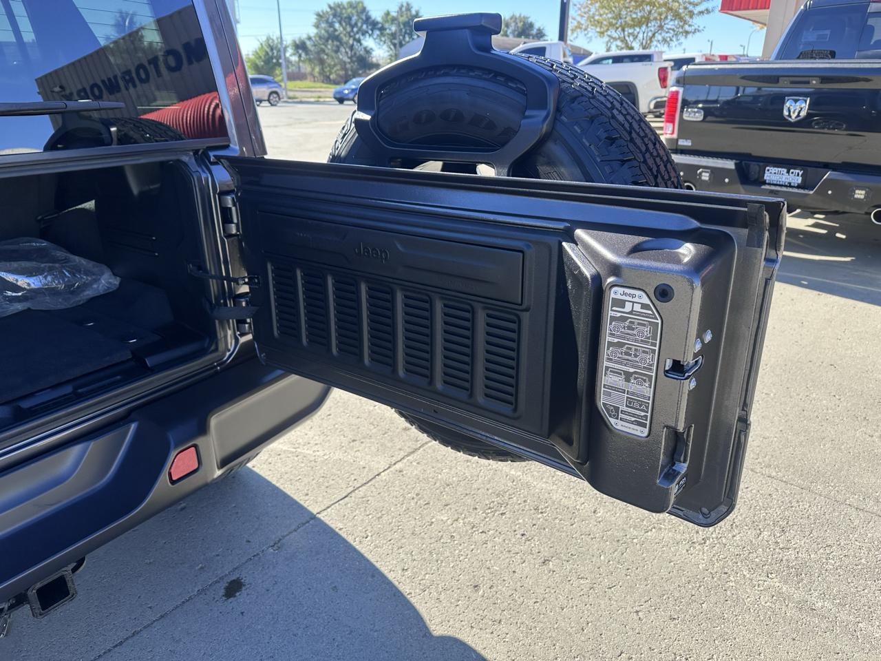 Jeep Wrangler Unlimited Sahara 2021