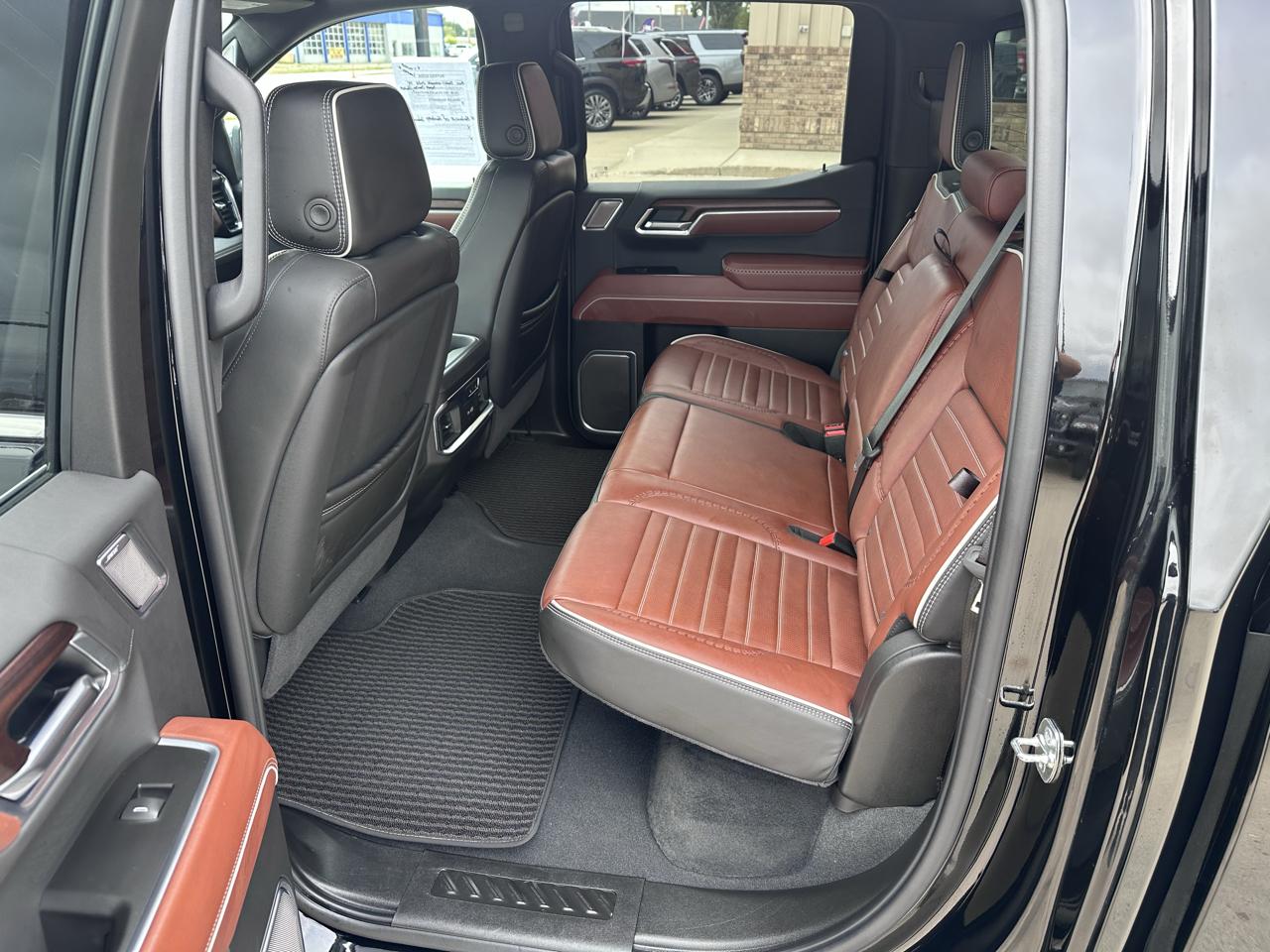 GMC Sierra 1500 Denali Ultimate Crew Cab 4WD 2026