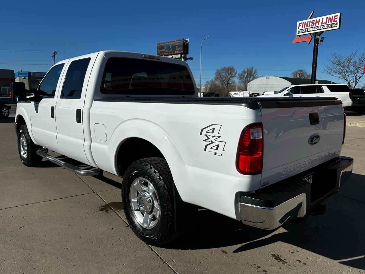 Ford F-250 SD XLT Crew Cab 4WD 2016