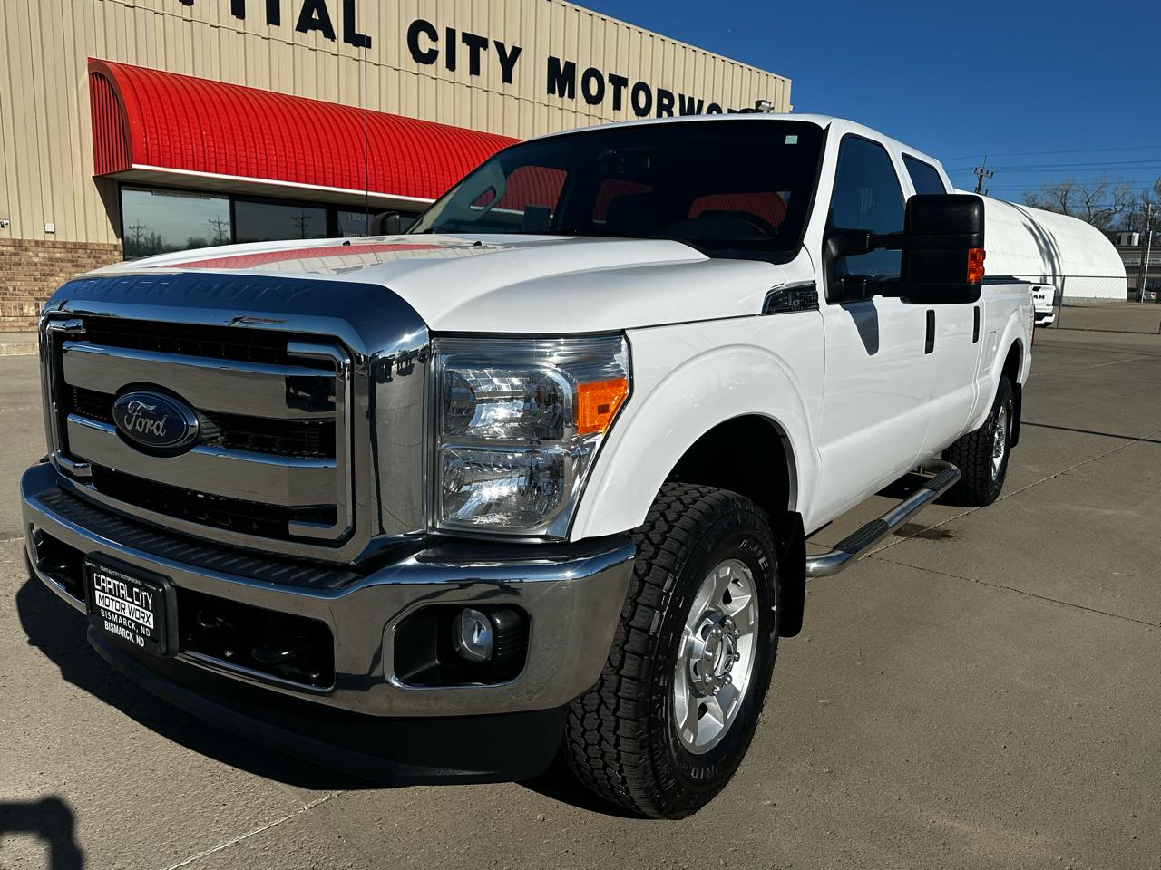 Ford F-250 SD XLT Crew Cab 4WD 2016