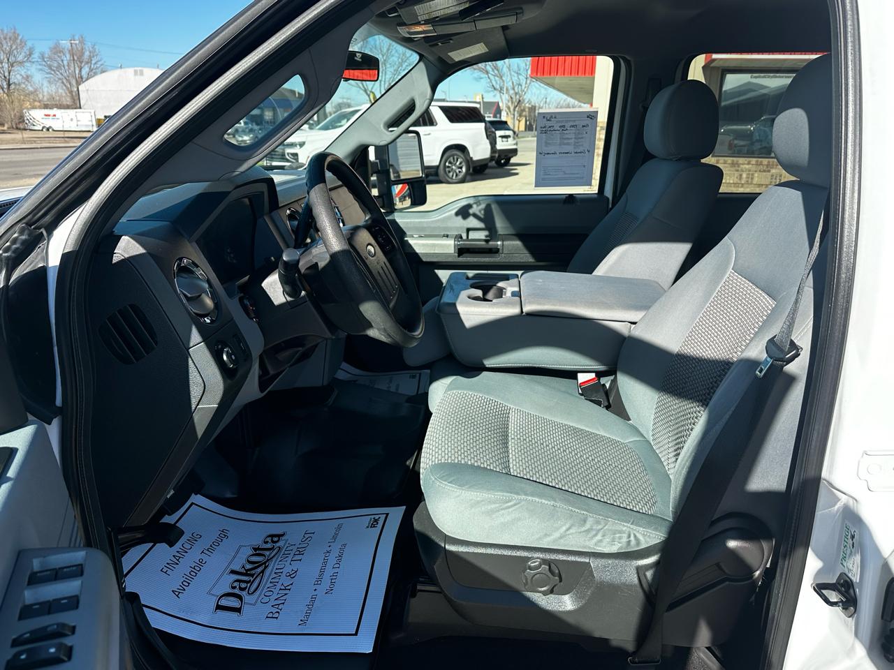 Ford F-250 SD XLT Crew Cab 4WD 2016