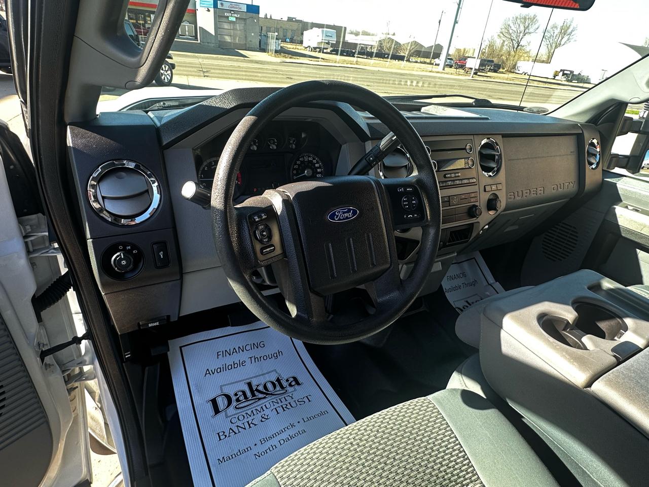 Ford F-250 SD XLT Crew Cab 4WD 2016