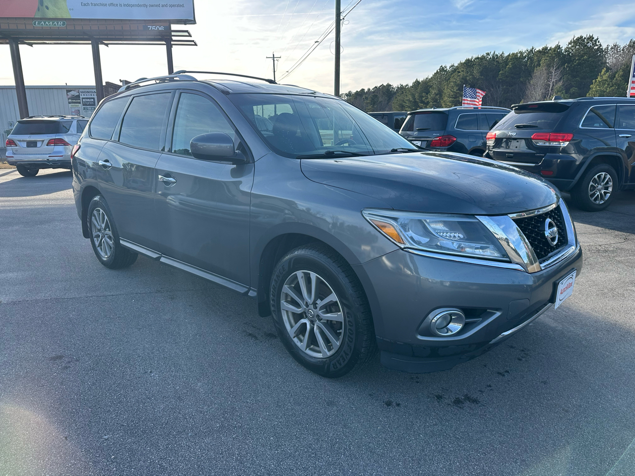 2015 Nissan Pathfinder SV