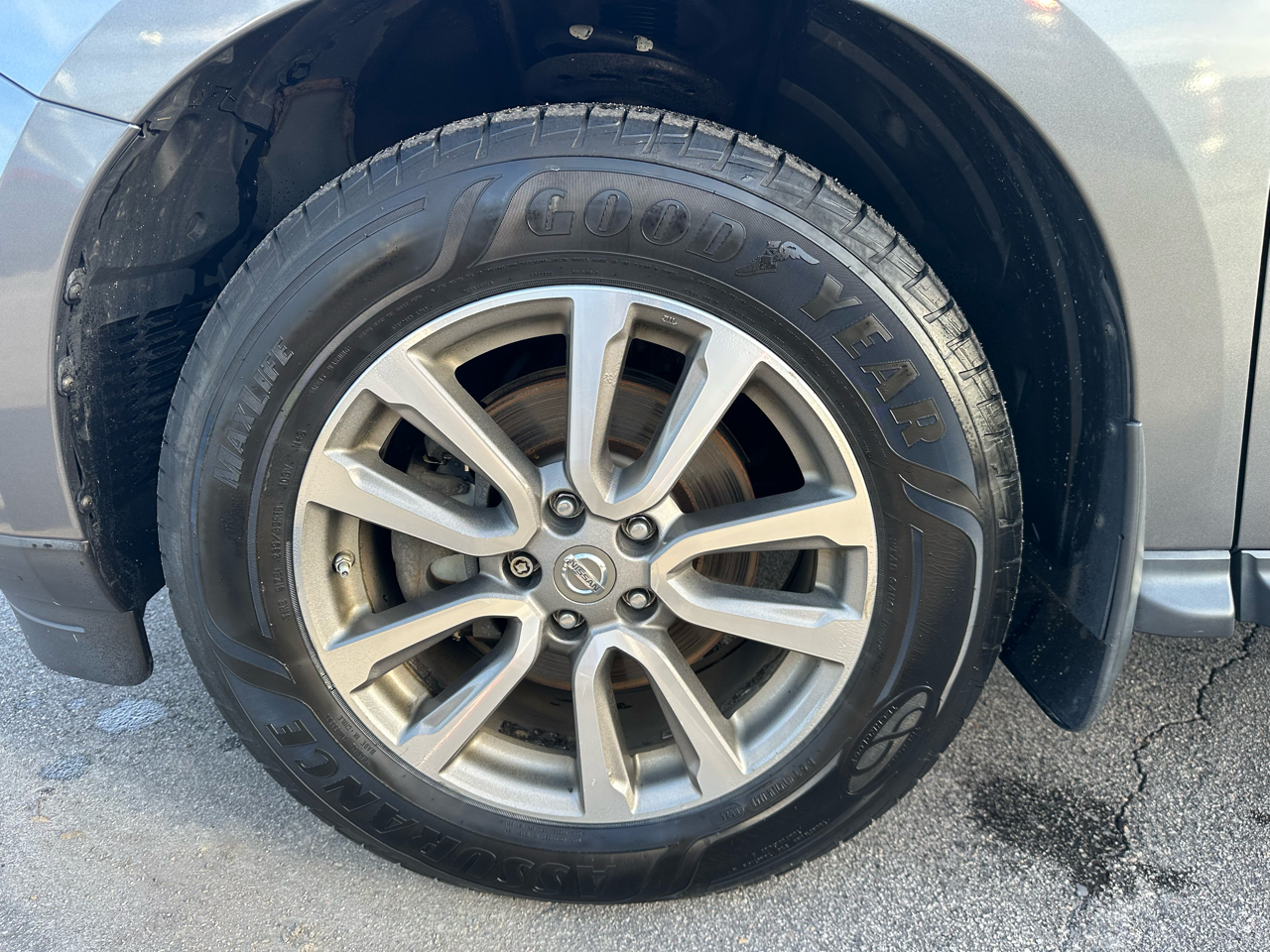 Nissan Pathfinder SV 4WD 2015